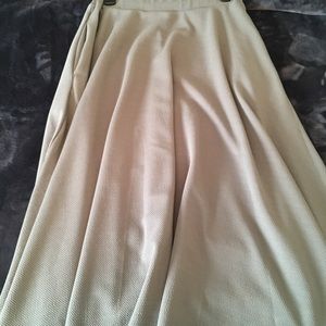 🎉SALE🎉 Full Skirt With POCKETS